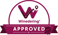 approvato nell'esclusivo club dei fornitori "Approved By Winedering", che si sono distinti per qualità ed organizzazione in ambito enoturistico e che hanno raggiunto un punteggio medio superiore a 4 su 5.